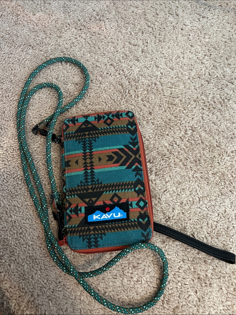 KAVU Go Time Bi-Fold Clutch Wallet Crossbody bag